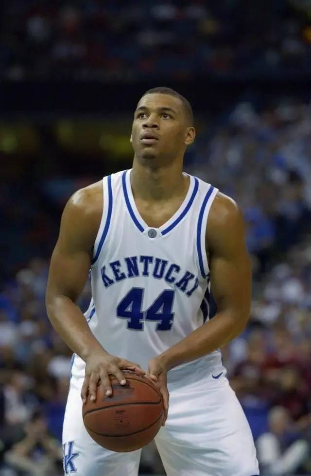 和球员的出 和球员的出