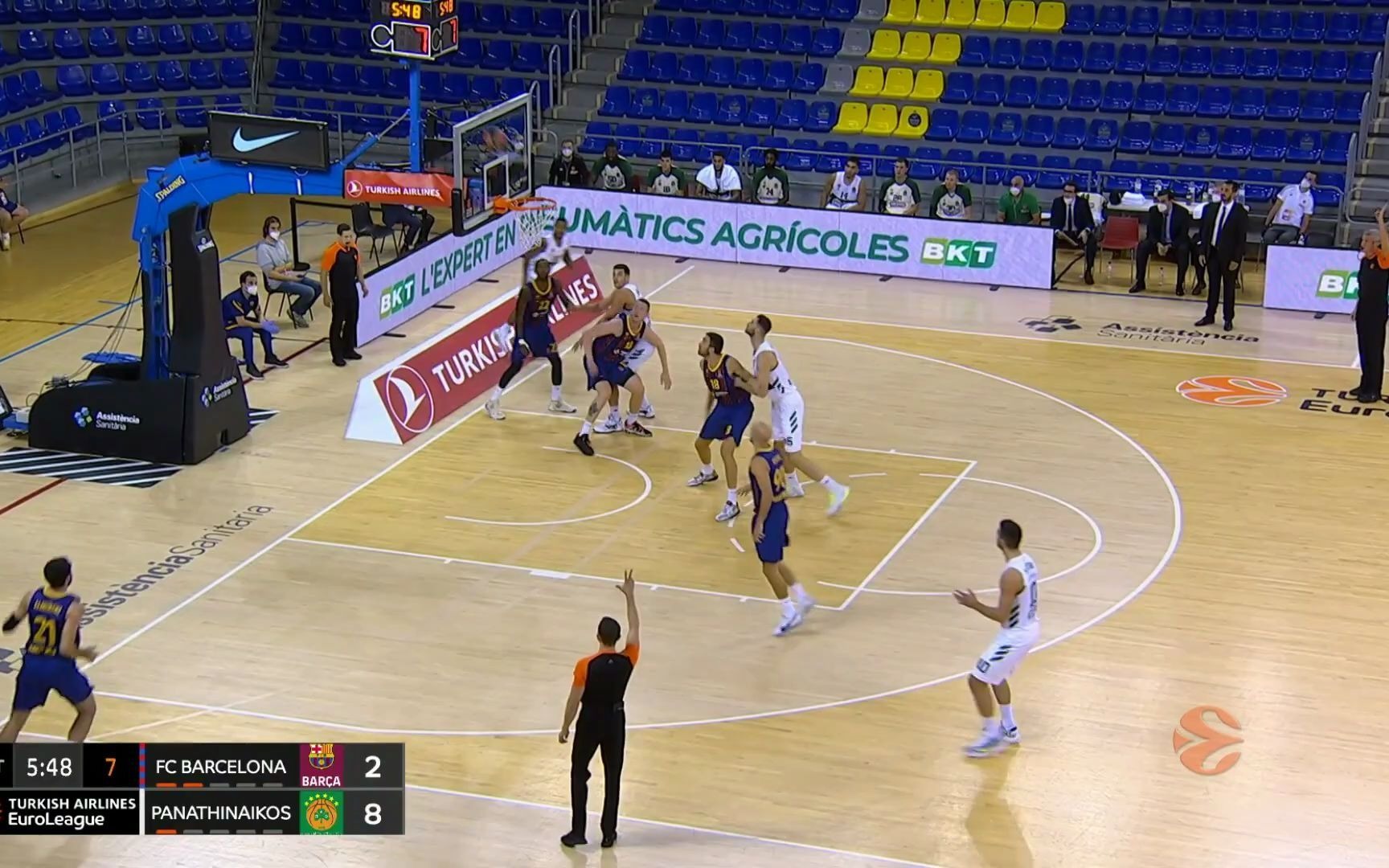 处废弃船厂 处废弃船厂